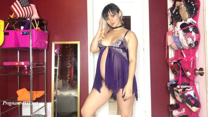 26 Weeks Pregnant Showing Off Lingerie – Marilyn Mae