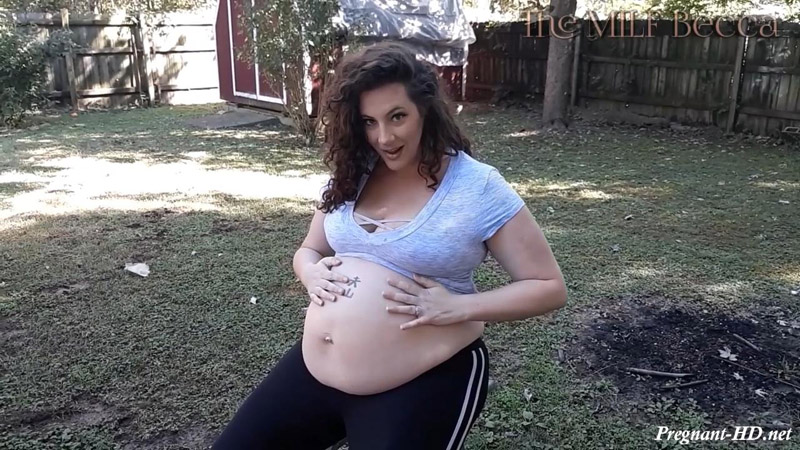 First Ever Bump Job Outside - The_MILF_Becca