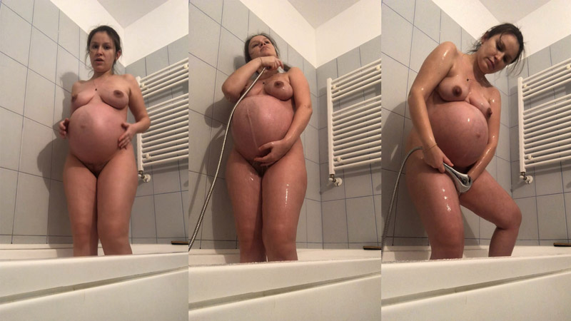 30 weeks twin preggo shower - Pregnant_Barb