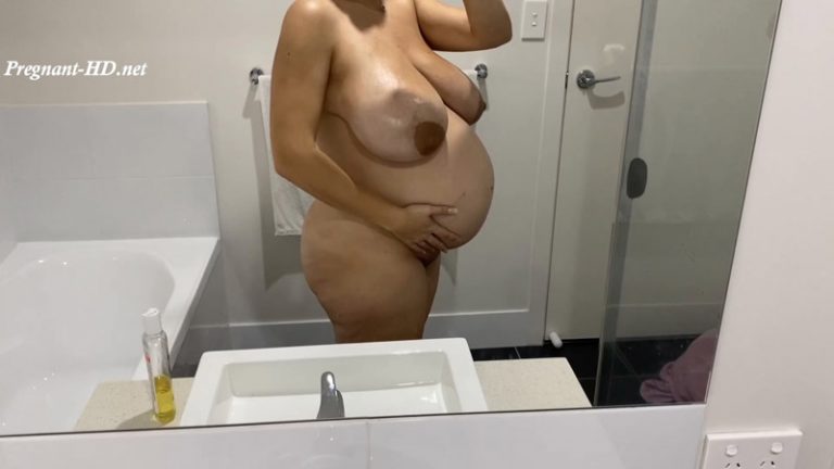 Belly And Boob Oiling From My POV AmberRain07 PregnantHDnet