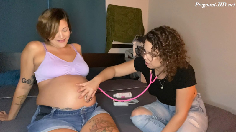 Ayla Aysel 36 Weeks Pregnant With Midwife Bailey Paige