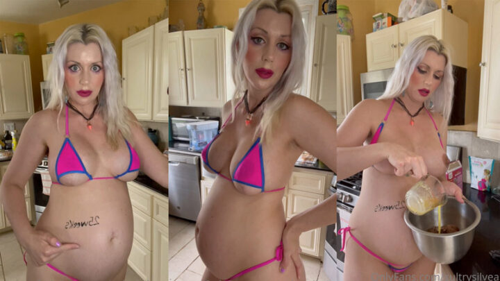 Pregnant Silvea Baking For You – SultrySilvea